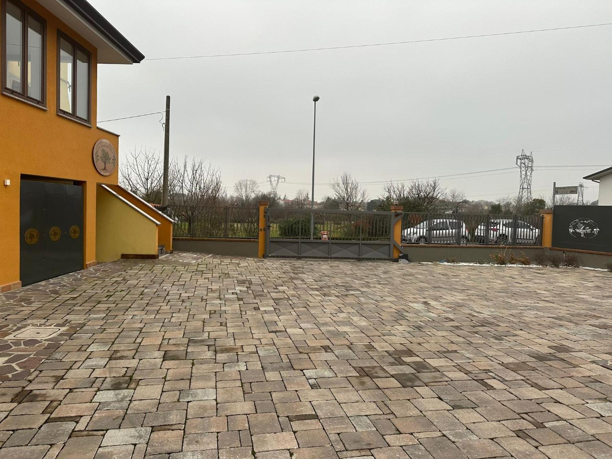 La Corte Dell'Ulivo Polazzo Kültér fotó